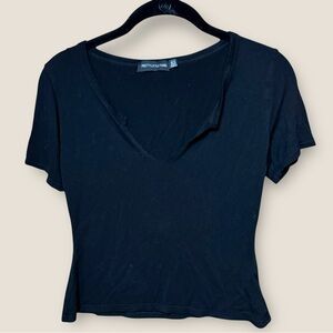 Pretty Little Thing Black Crop Top – Size 8 (M)